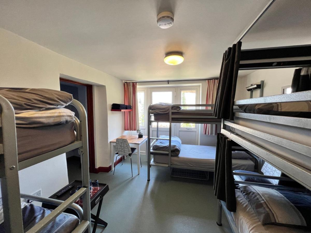 Lands End Hostel And B&B เซ็นเนน ภายนอก รูปภาพ